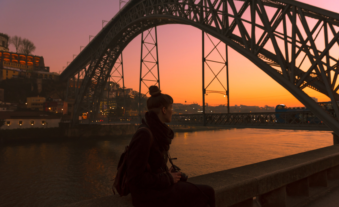 Atardecer junto al Puente Luís I en Oporto